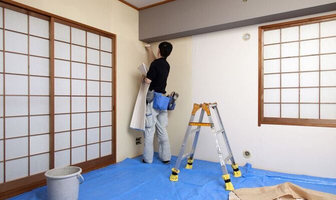 和室のクロス貼り換え作業